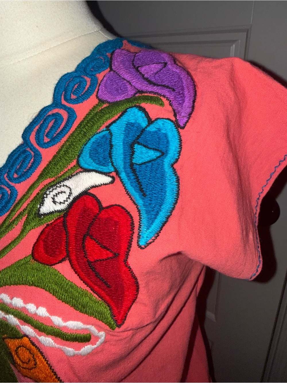 Handmade Embroidered, Huipil Top- coral - Picture 4 of 6